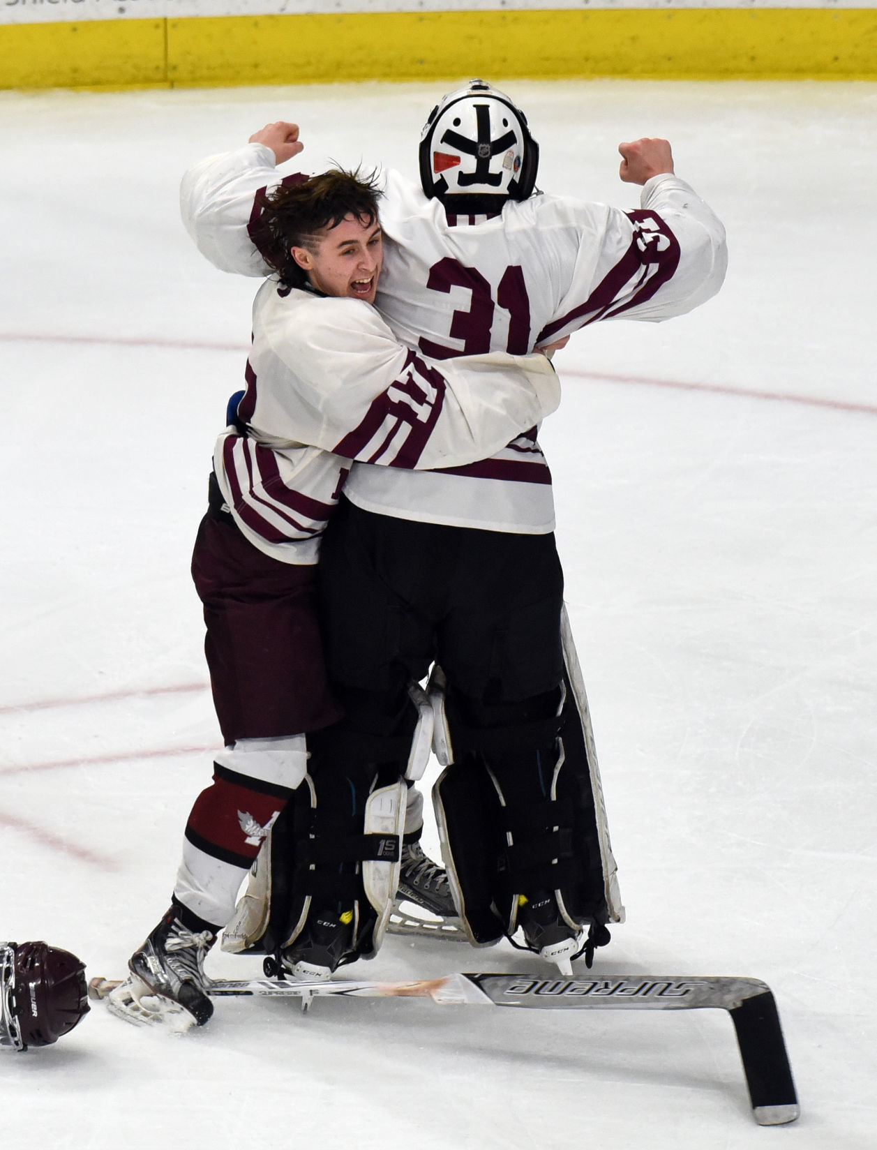 Auburn Clinton Hockey 21.JPG